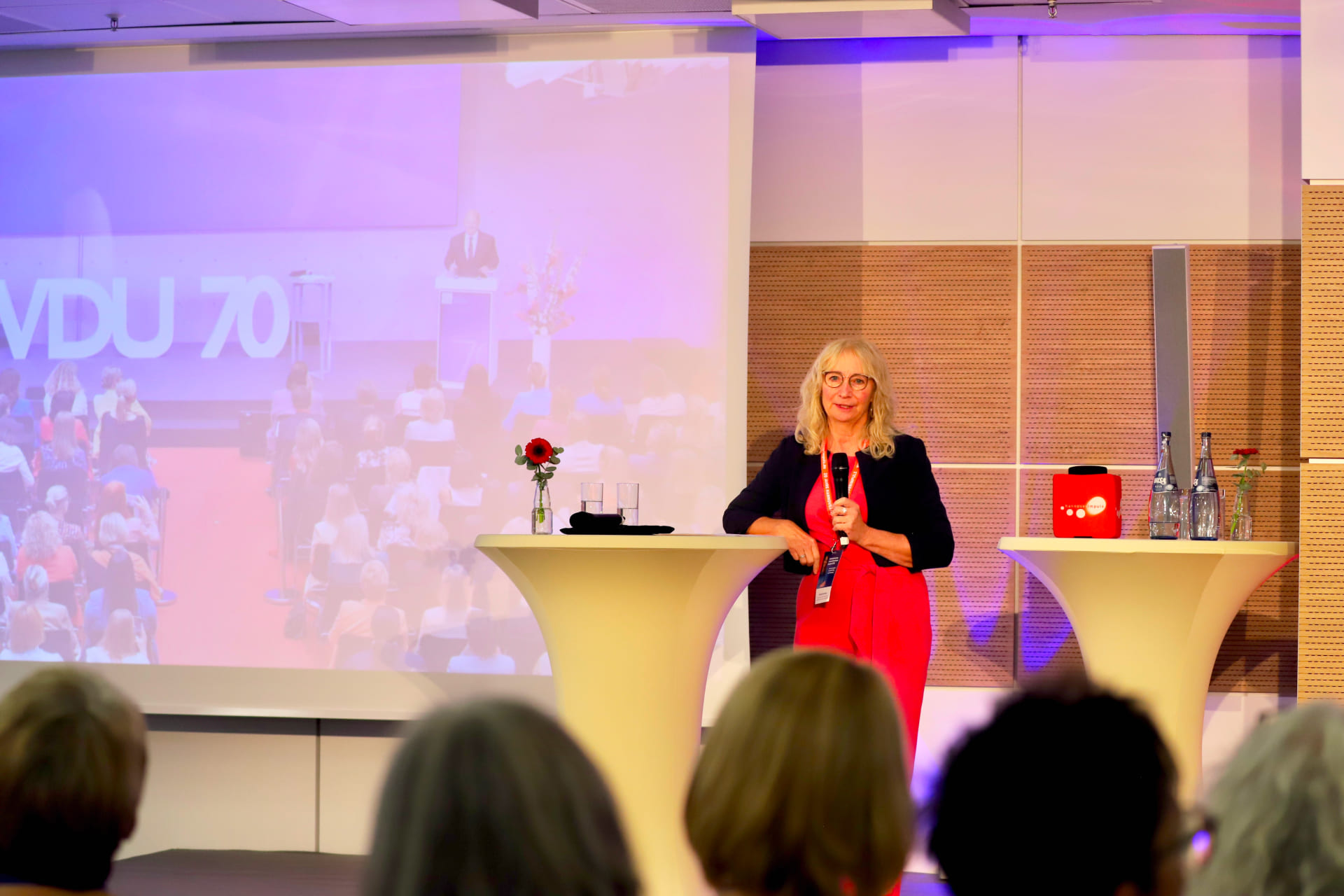 Unternehmerinnenkongress 2024 in Hannover: Netzwerken in der Sparkasse